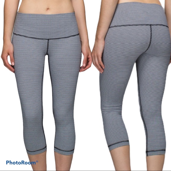 lululemon athletica Pants - LULULEMON Wunder Under Crop Inkwell? 8